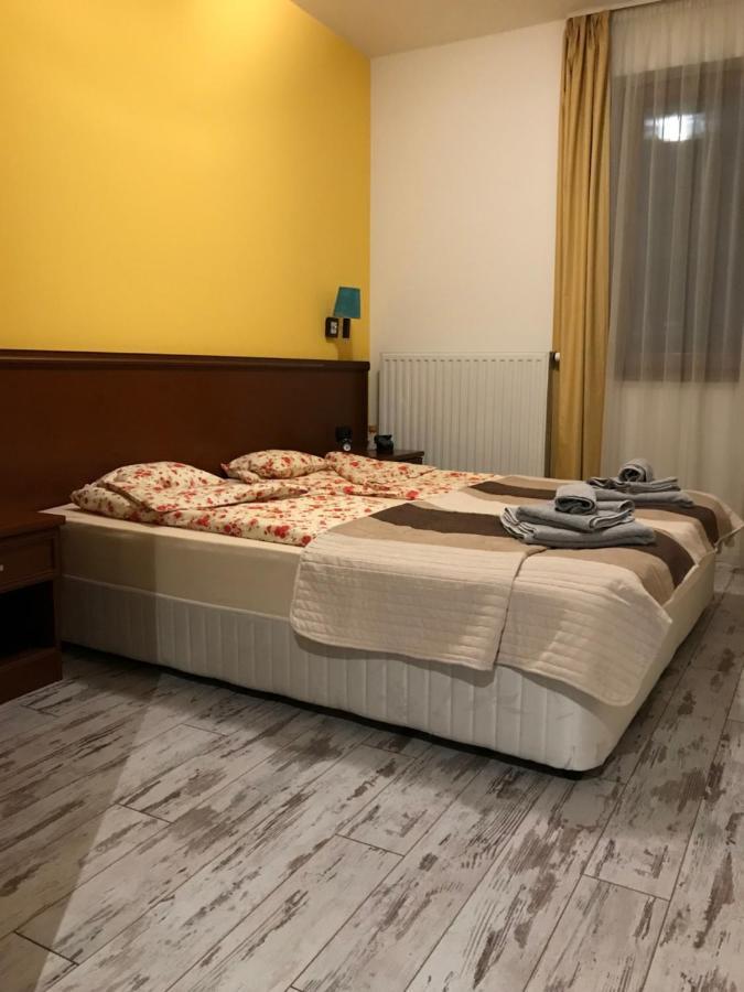Bilberry Apartman Aparthotel Balatonfüred Exteriör bild
