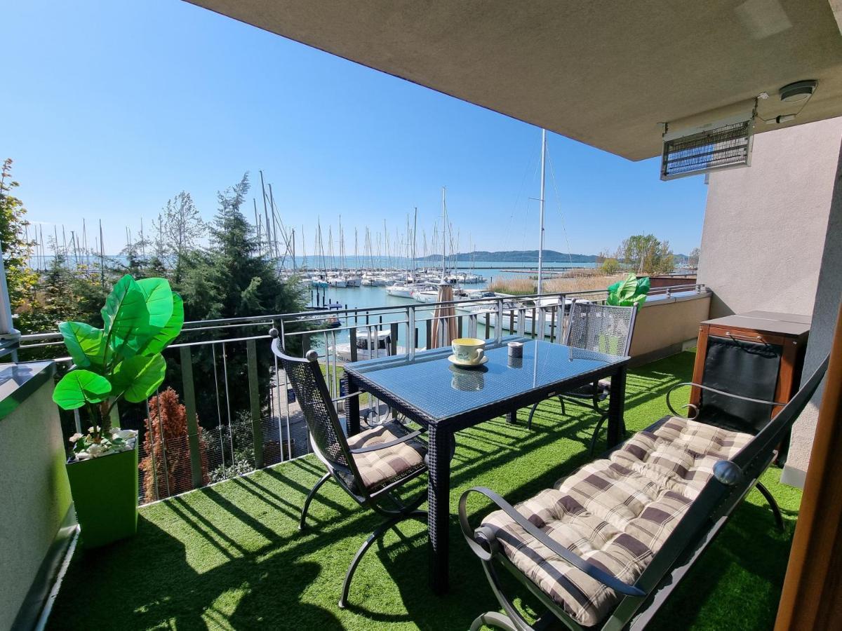 Bilberry Apartman Aparthotel Balatonfüred Exteriör bild
